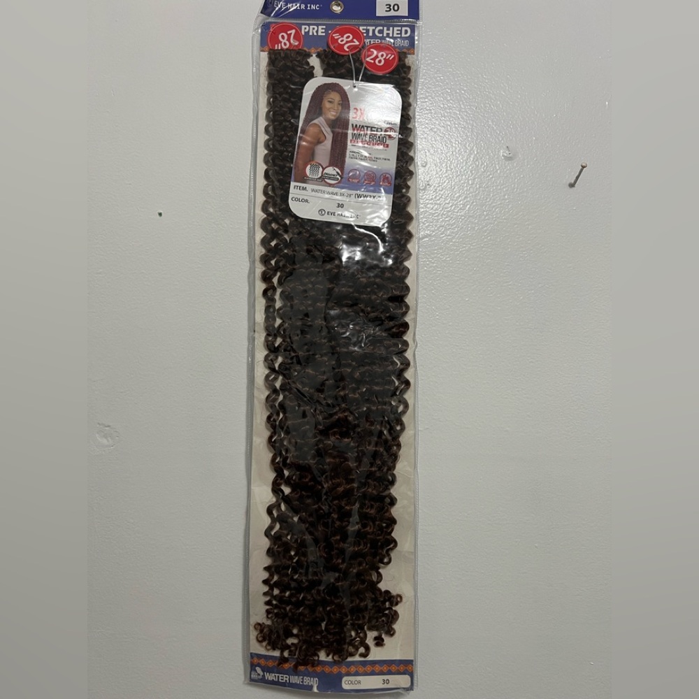 Eve Hair Inc Pre-Stretched Water Wave Braid 28” Color 30
